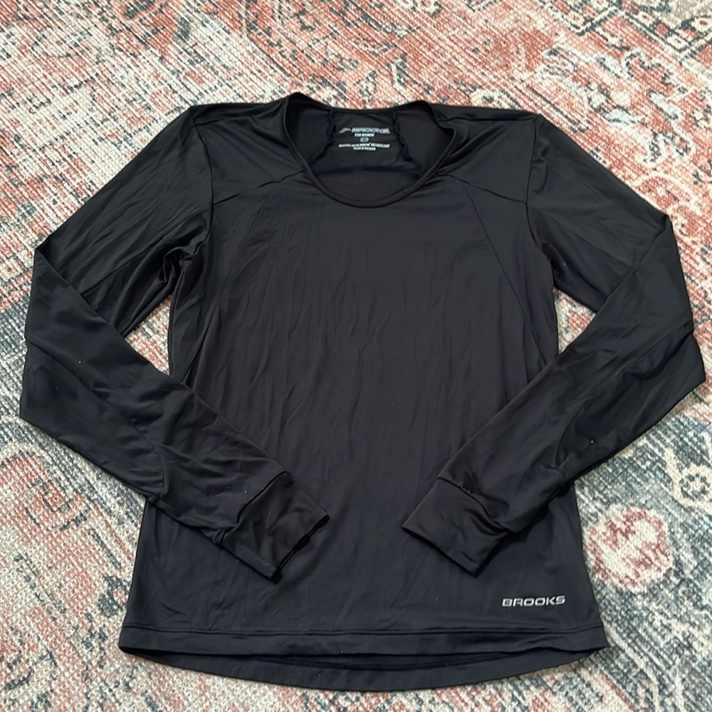 Brooks Equilibrium Technology long sleeve running shirt